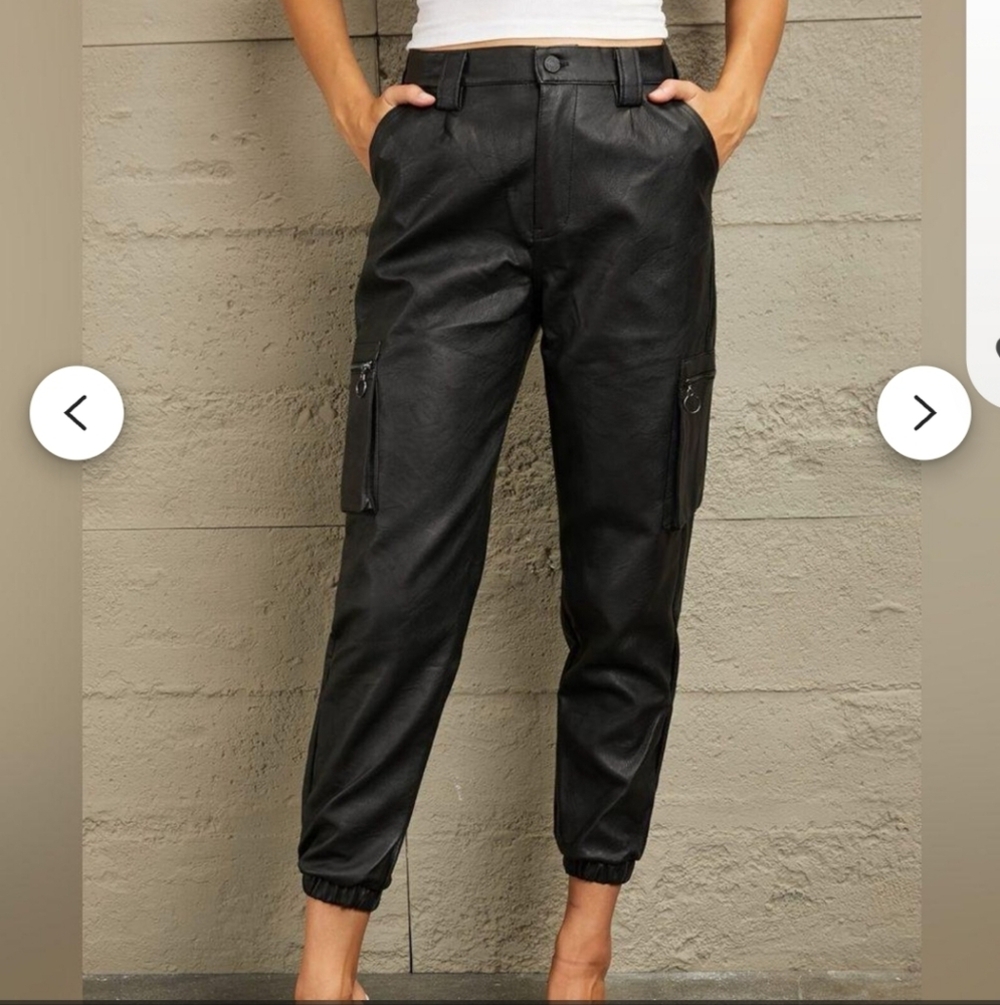 Kancan Black Pleather High Rise Cargo Jogger Pants Size 7 / 27
